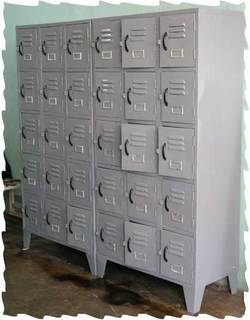 Locker_a.jpg